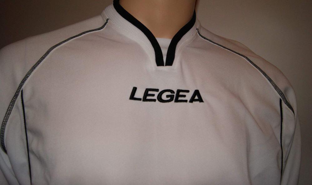 Legea-Trikot-Set - Londra  weiß - Fußball Trikot u. Hose - LONDRA Trikot-Set v. LEGEA