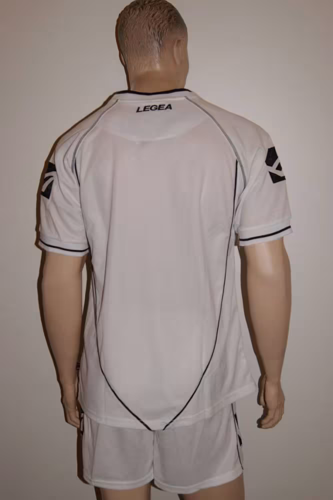 Legea-Trikot-Set - Scudo weiß - Fußball Trikot u. Hose - SCUDO Trikot-Set v. LEGEA