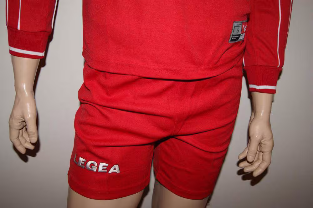 Legea-Trikot-Set - Siria rot - Fußball Trikot u. Hose Gr. S - SIRIA Trikot-Set v. LEGEA