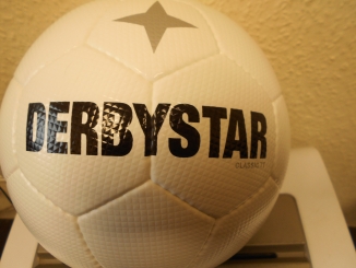 DERBYSTAR Trainings-Fußball weiß Classic TT