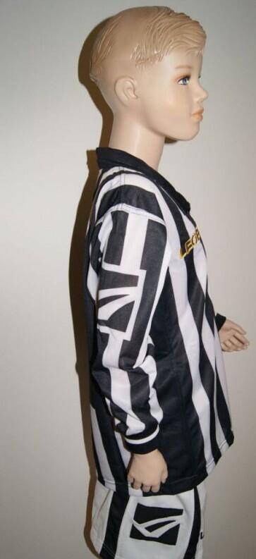 MANHATTAN Trikot-Set v. LEGEA