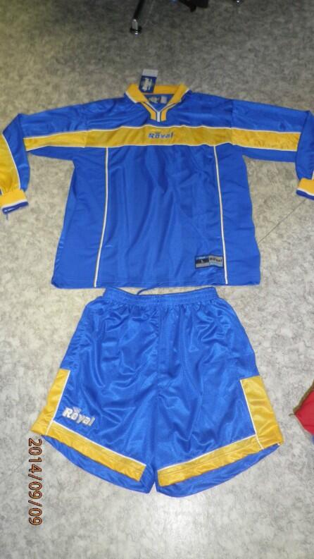 Royal-Trikot-Set - PILOT - Fußball Trikot u. Hose royal-gelb
