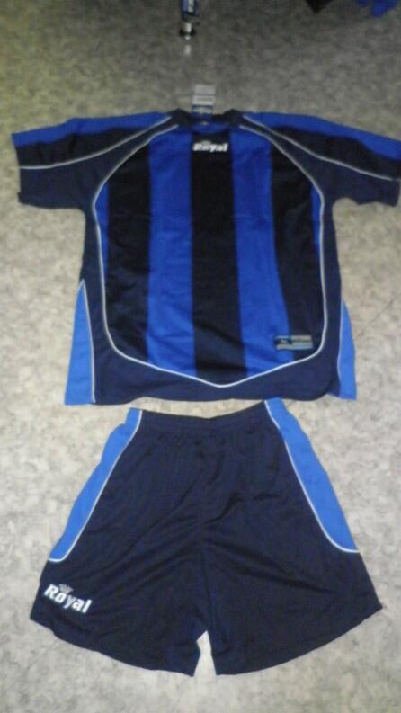 Raving - Fußball Trikot u. Hose blau-royal