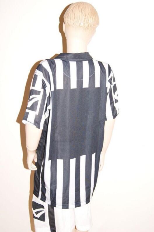 BROADWAY Trikot-Set v. LEGEA