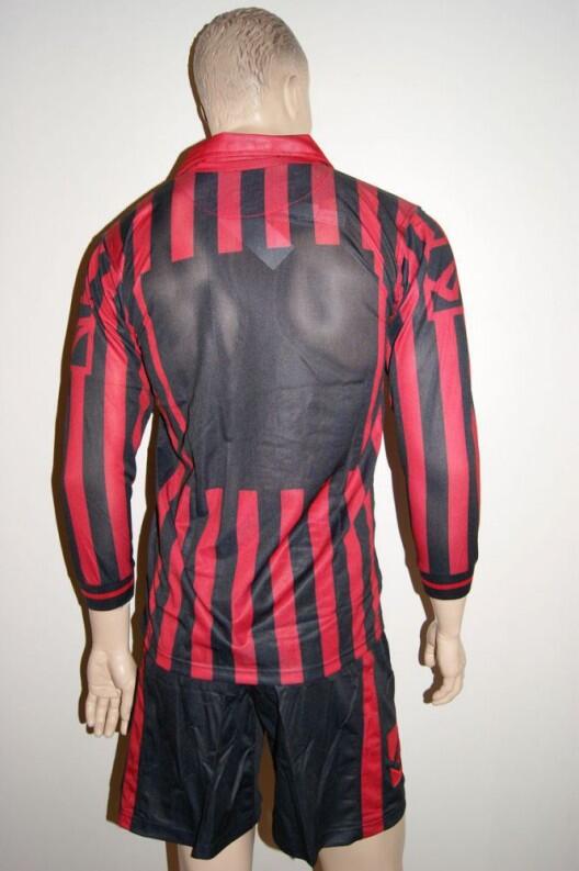 MANHATTAN Trikot-Set v. LEGEA