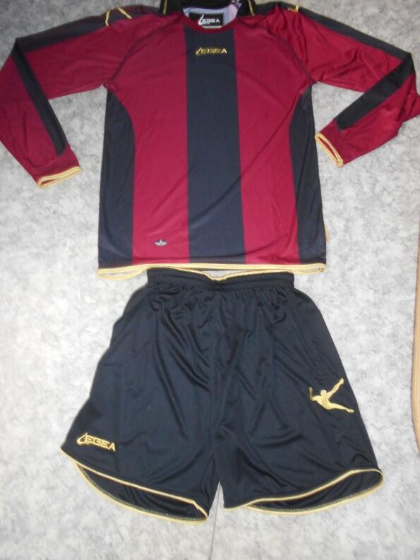 Legea-Fußball-Trikot-Set - Berlino , dunkelrot / schwarz