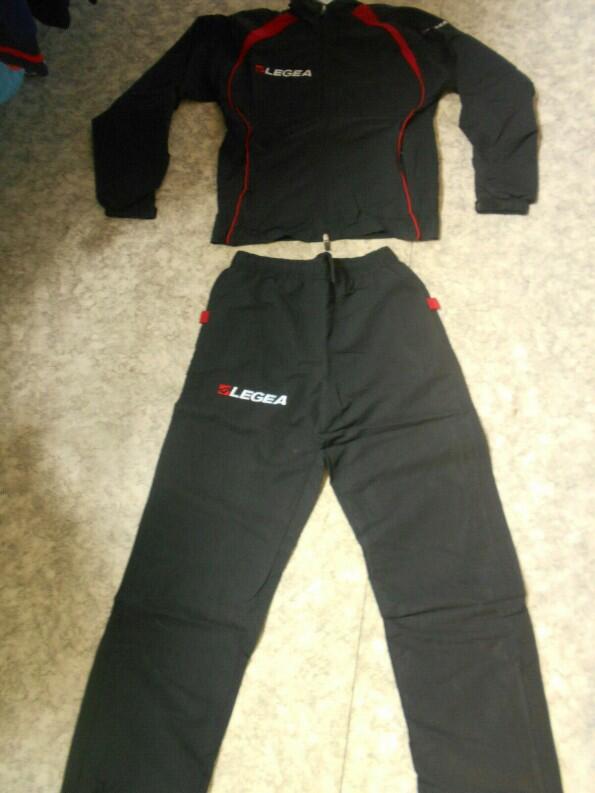 Relaxanzug  Vento v. LEGEA schwarz/rot , 2XS,M