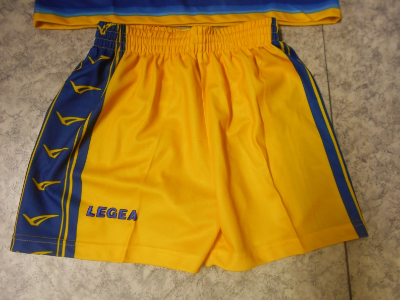 14 Legea-Fußball-Trikot-Sets - Stoccolma, gelb - blau